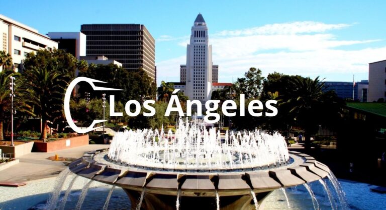Foto de la ciudad de Los Ángeles a lo lejos. ¿buscas una llantera en Los Ángeles?