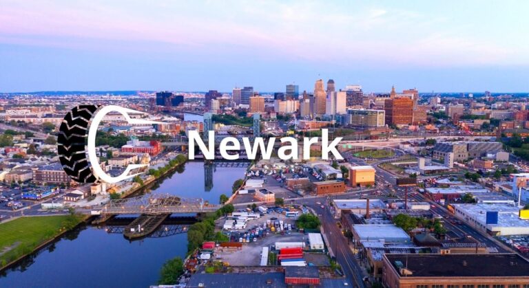 Foto de la ciudad de Newark a lo lejos. ¿buscas una llantera en Newark?