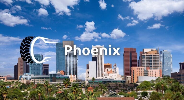 Foto de la ciudad de Phoenix a lo lejos en referencia a llantera cerca de mi ubicación en Phoenix.